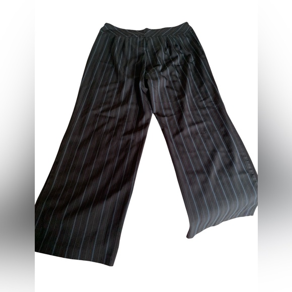 STUDIO 1940 Woman’s Black Light Blue Pinstripe Trousers Slacks Pants Size 18W - Picture 8 of 10